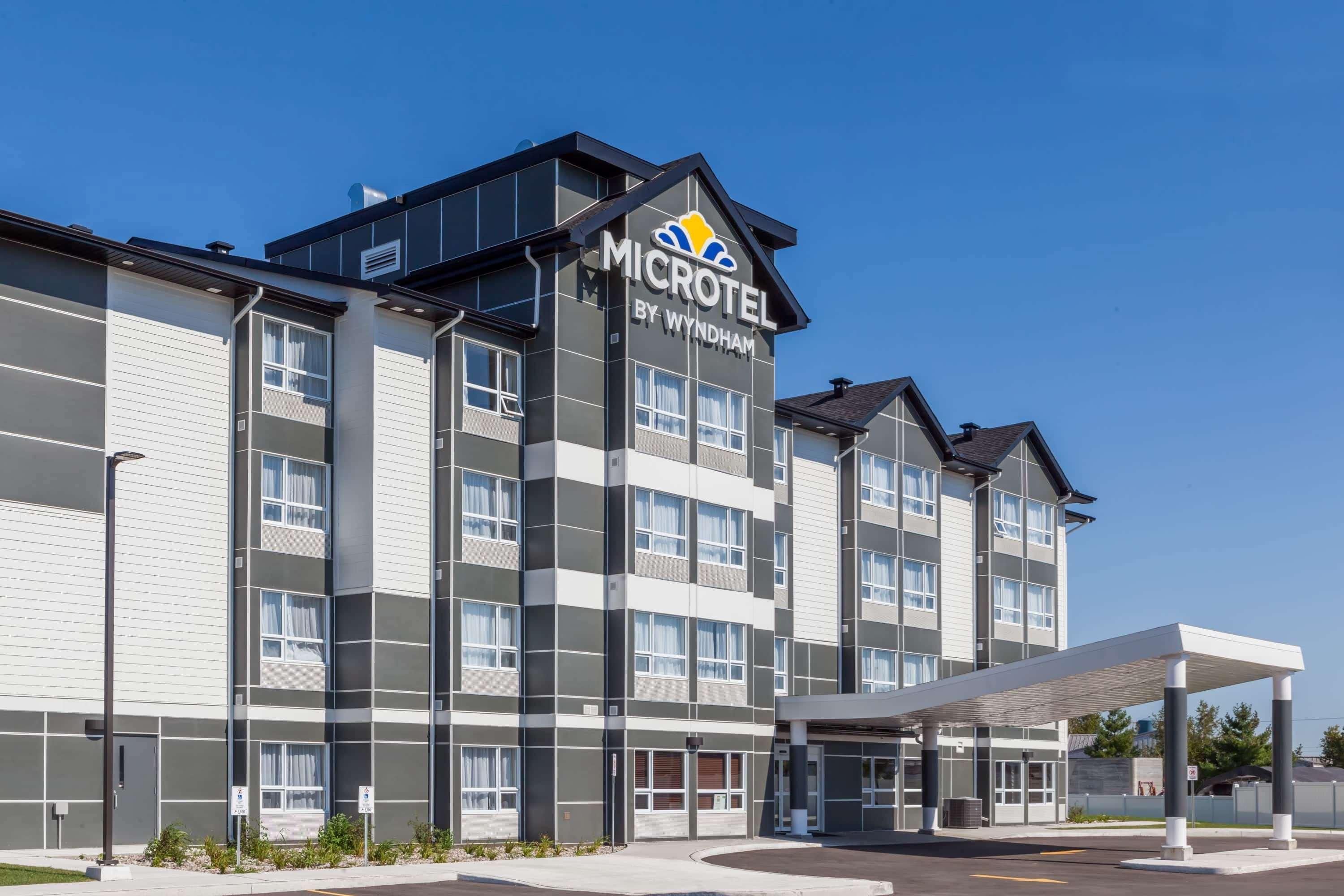 Microtel Casselman Exterior foto